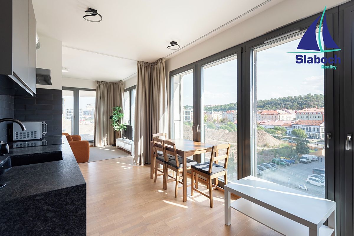 Pronájem bytu 1+kk 63 m² – fotografie 3