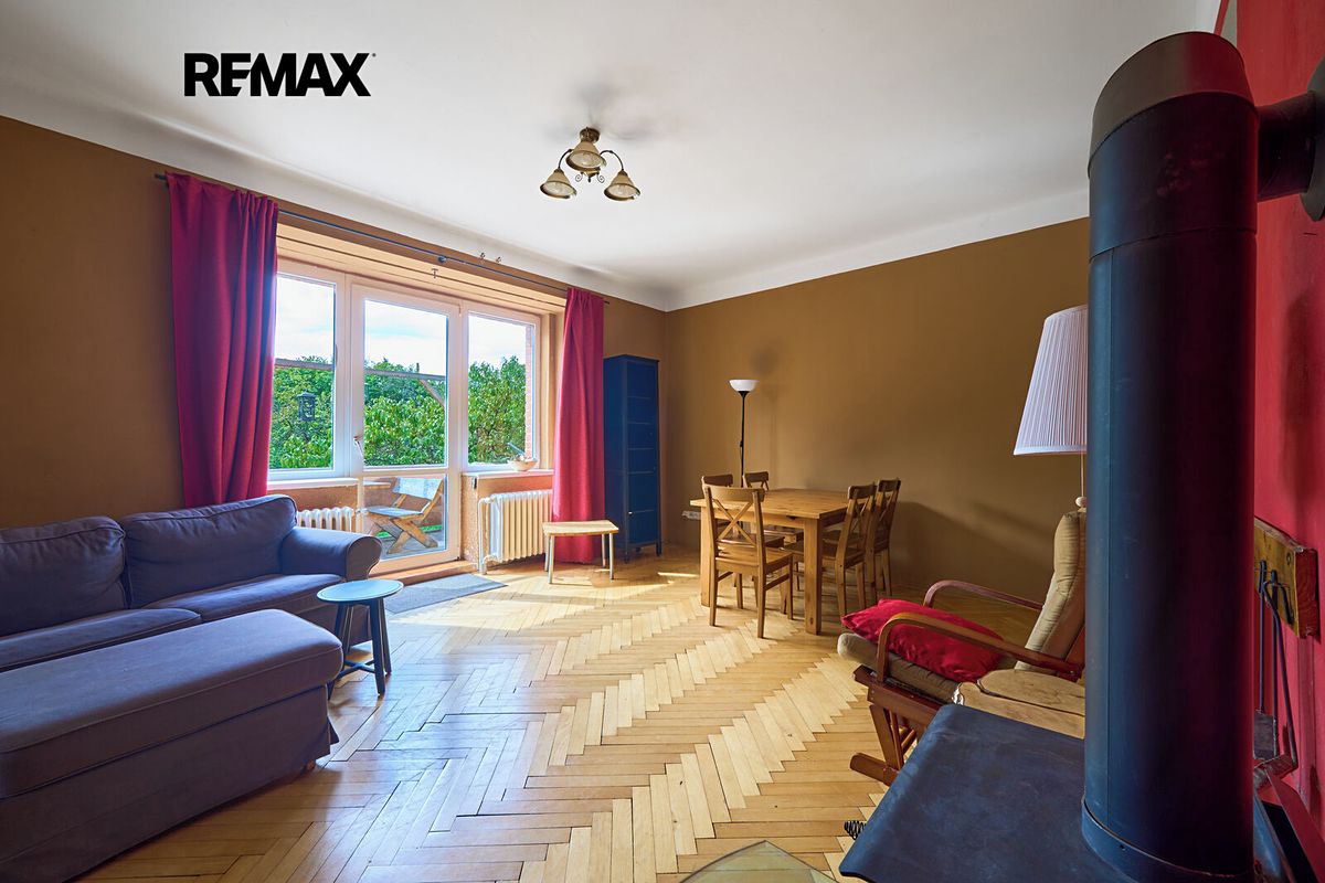 Prodej rodinného domu 210 m², pozemek 2068 m² – fotografie 4