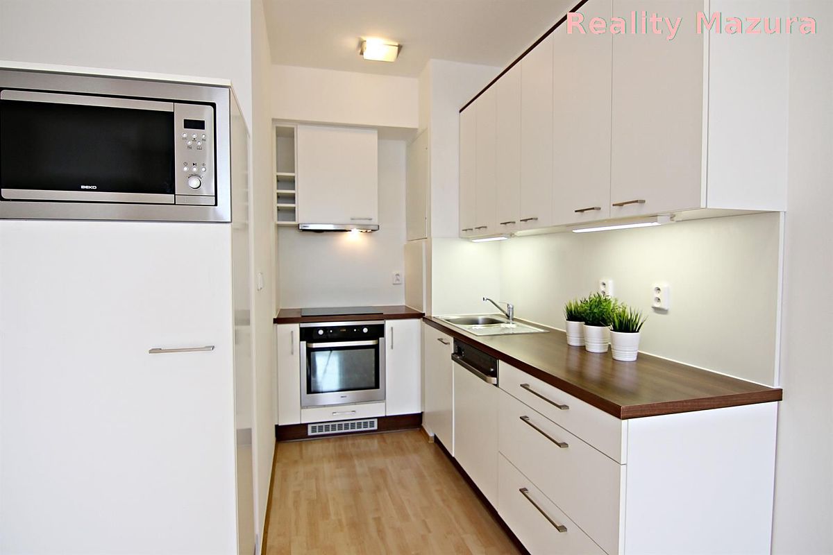 Pronájem bytu 2+kk 56 m²