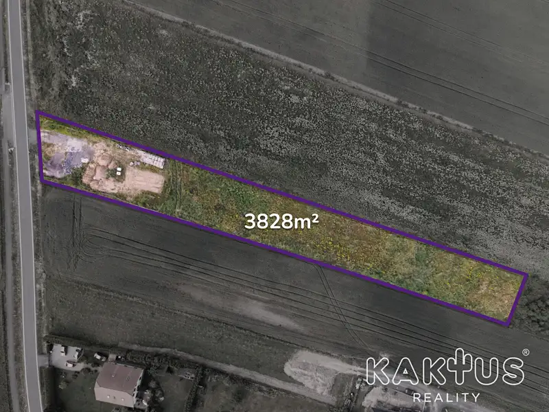 Prodej stavebního pozemku 3828 m², Horní Lhota – náhled fotky 2