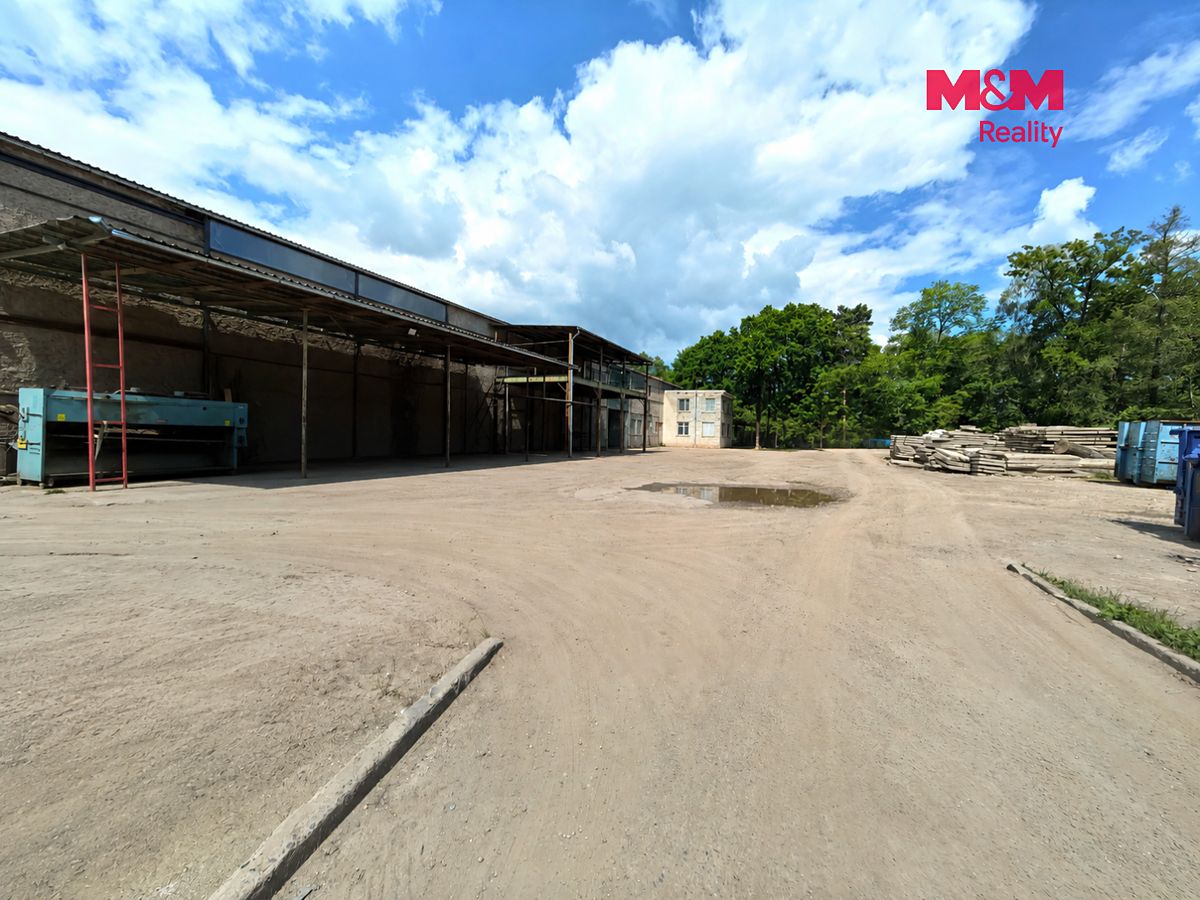 Pronájem skladového prostoru 335 m² – fotografie 3