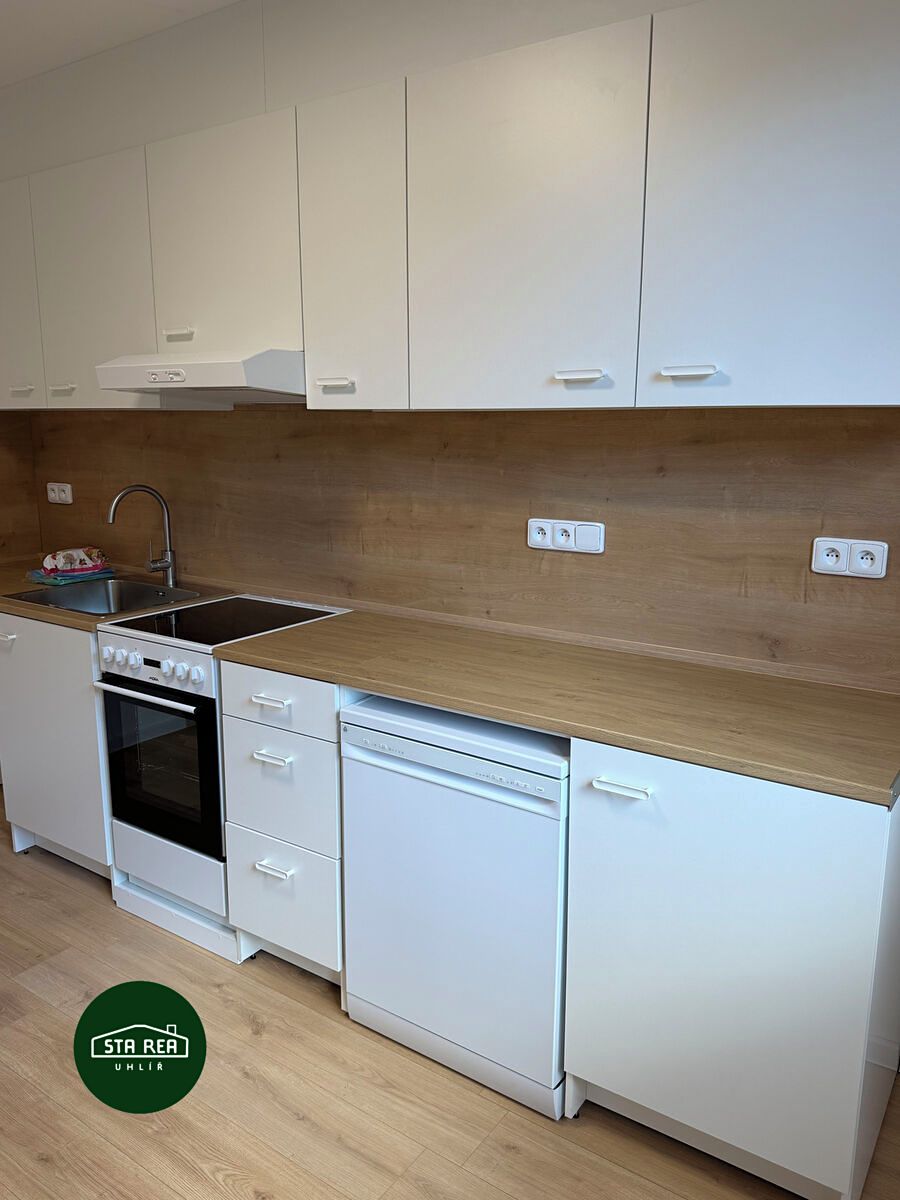 Pronájem bytu 2+1 56 m² – fotografie 3