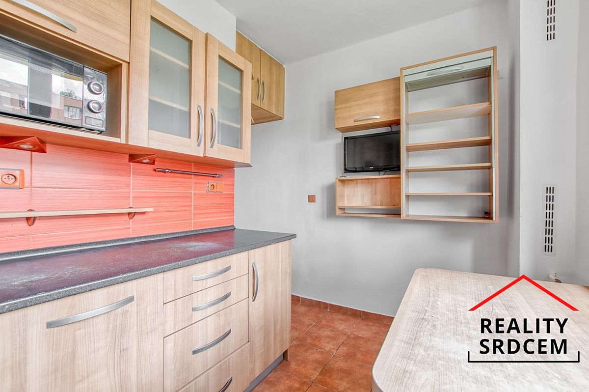 Pronájem bytu 2+1 60 m² – fotografie 2