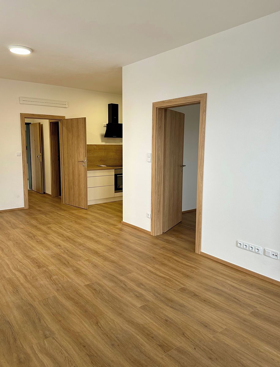 Pronájem bytu 2+kk 53 m² – fotografie 5
