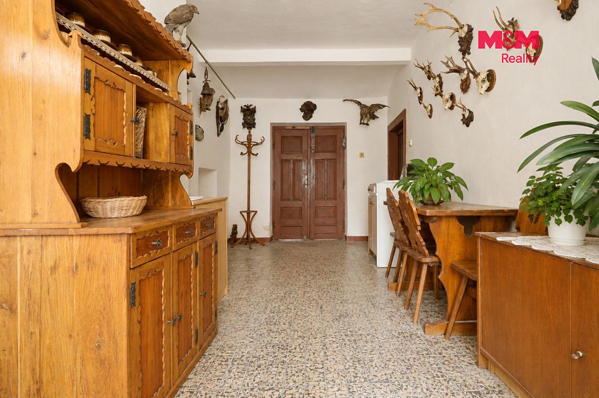 Prodej rodinného domu 137 m², pozemek 722 m² – fotografie 3