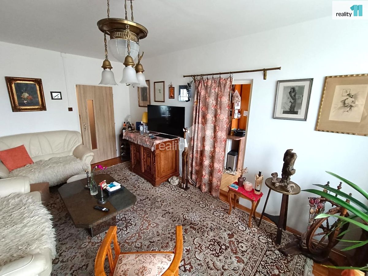 Pronájem bytu 3+1 74 m² – fotografie 2