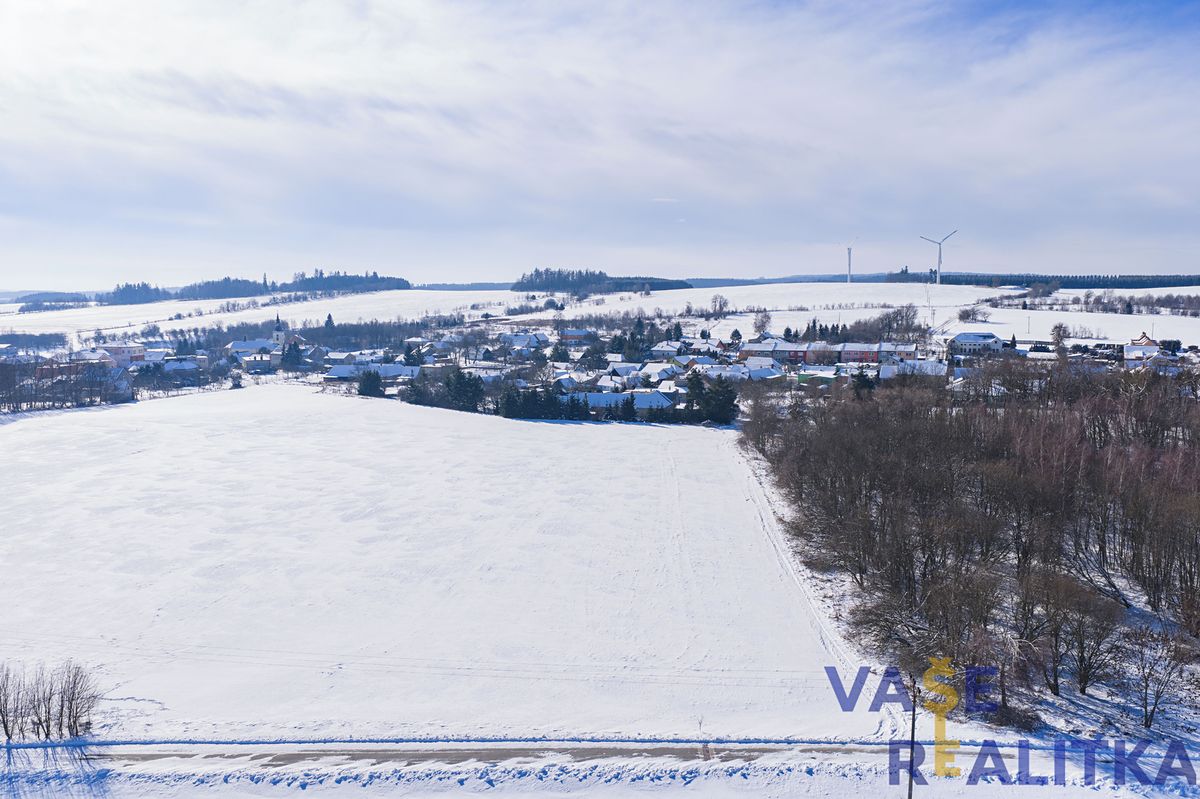 Prodej stavebního pozemku 7160 m² – fotografie 2