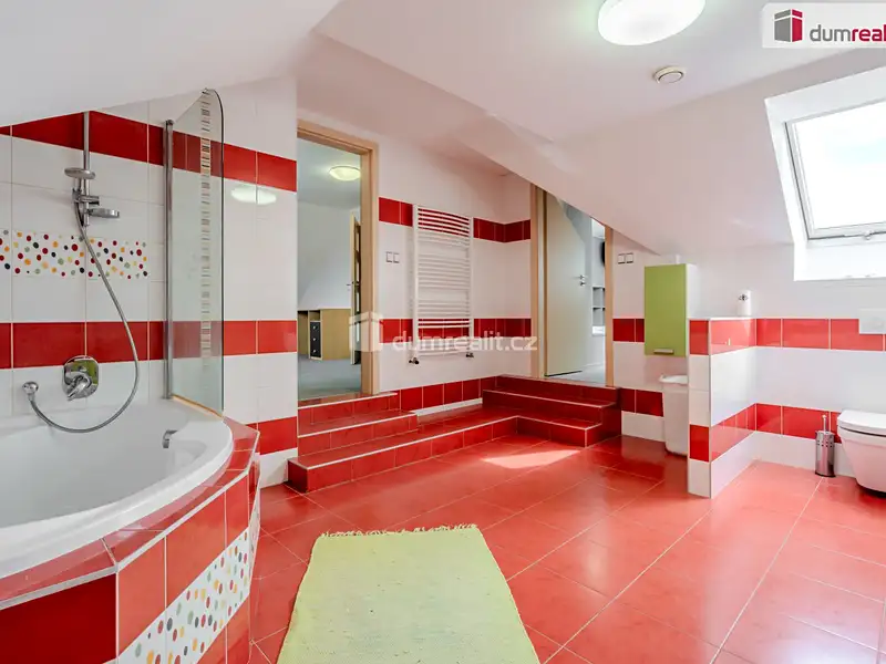 Prodej rodinného domu 300 m², pozemek 300 m², Roudnice nad Labem – náhled fotky 3