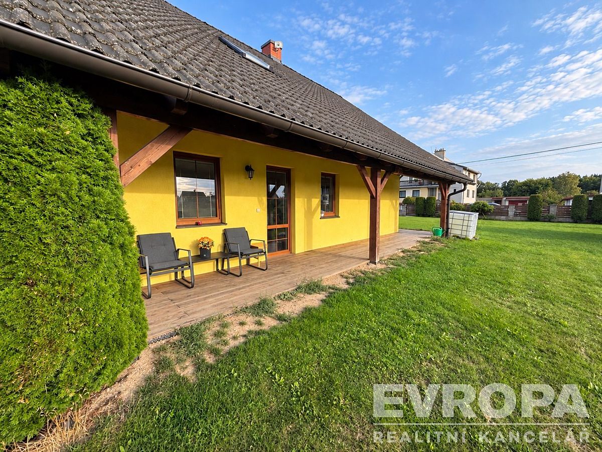 Prodej rodinného domu 182 m², pozemek 2434 m² – fotografie 2