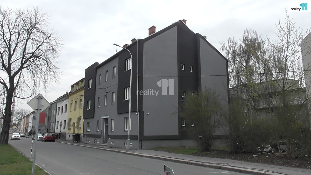 Prodej činžovního domu 1192 m² – fotografie 2