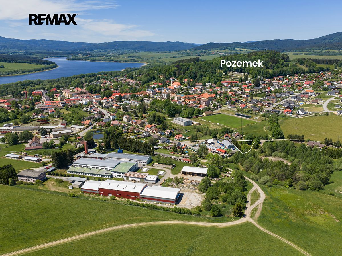Prodej stavebního pozemku 1408 m² – fotografie 4