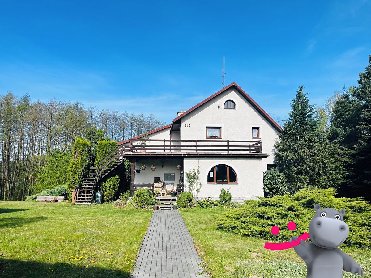 Prodej rodinného domu 446 m², pozemek 4955 m²