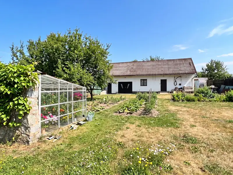Prodej rodinného domu 215 m², pozemek 600 m², Suchá – náhled fotky 3