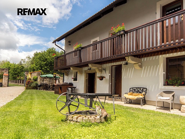 Haus zum Kauf, 550 m² (3 von 42)