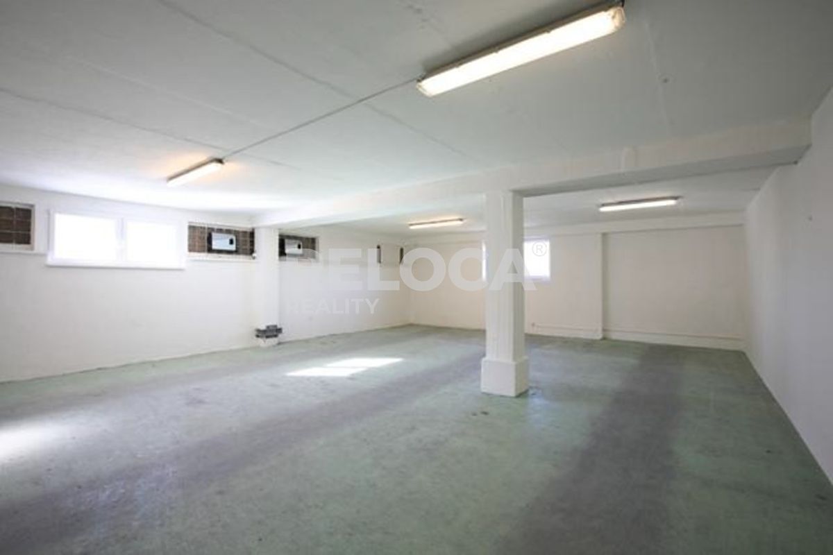 Pronájem skladového prostoru 77 m² – fotografie 4