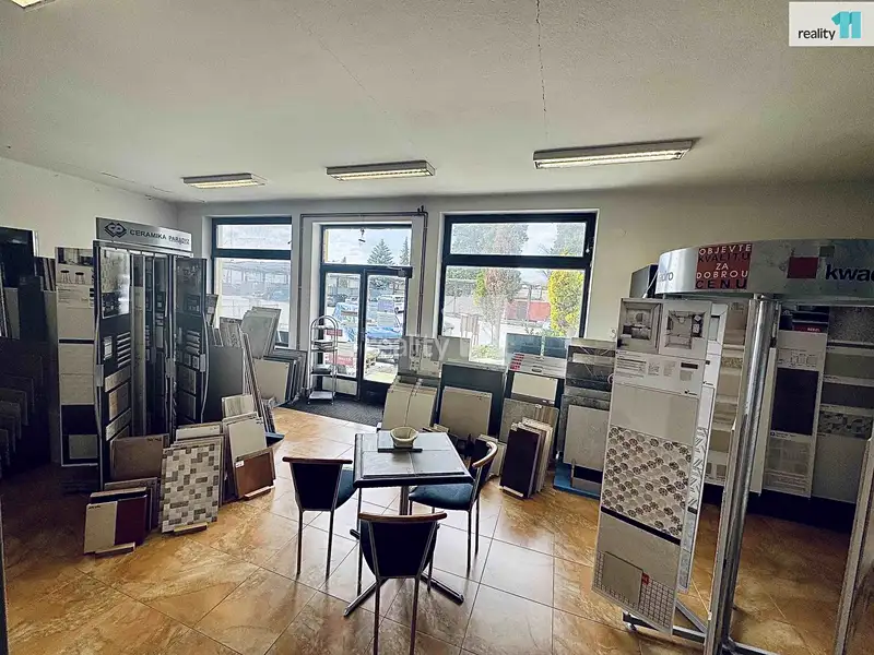 Prodej obchodního prostoru 168 m², Chlumčany – náhled fotky 3