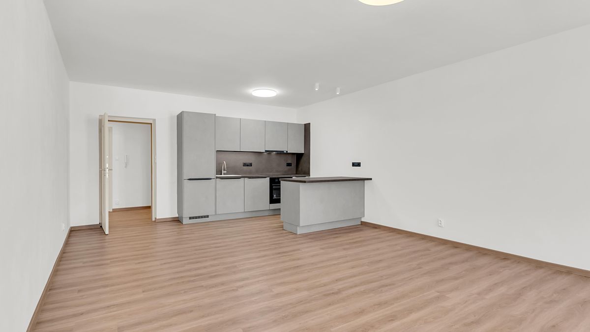 Pronájem bytu 2+kk 67 m²