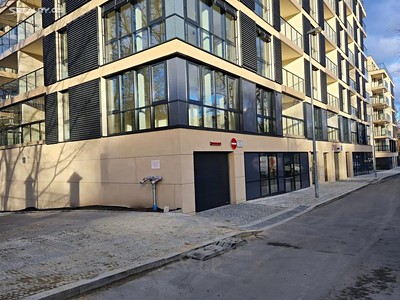 Prodej komerčního prostoru, 113 m² (2 z 8)
