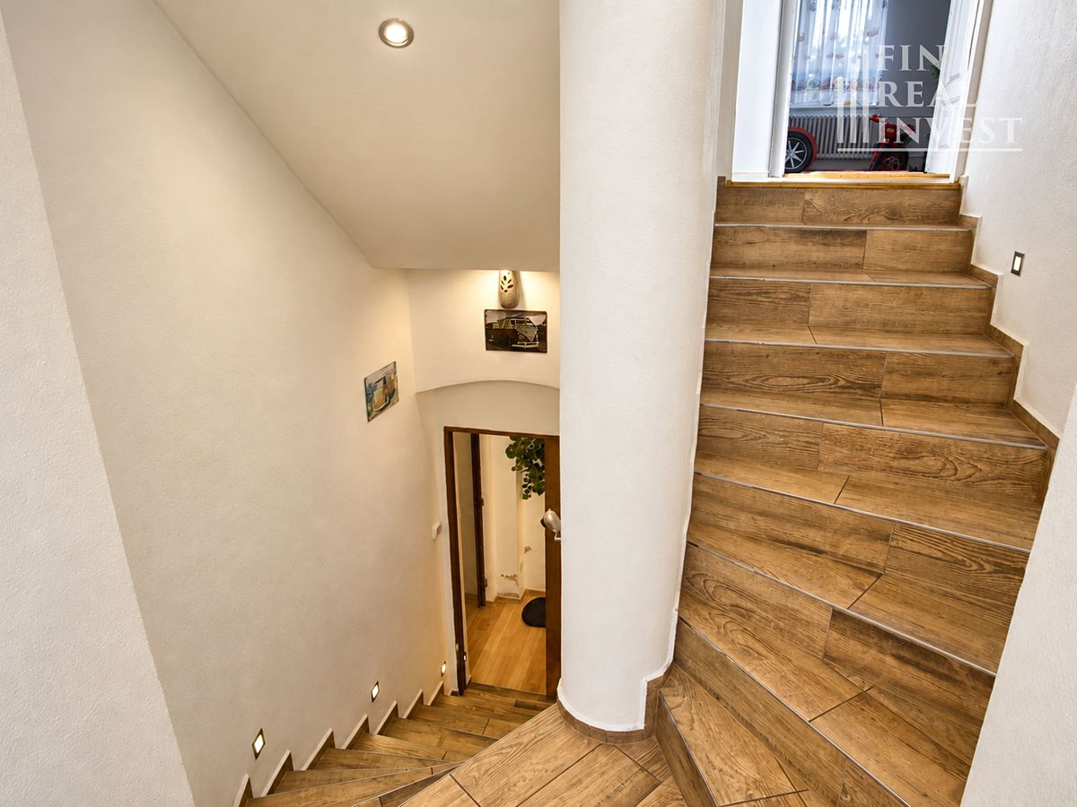 Prodej činžovního domu 512 m² – fotografie 2