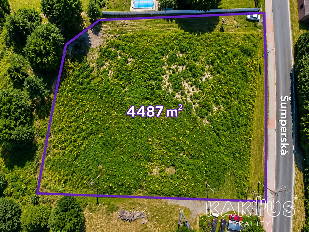 Prodej stavebního pozemku 4487 m²