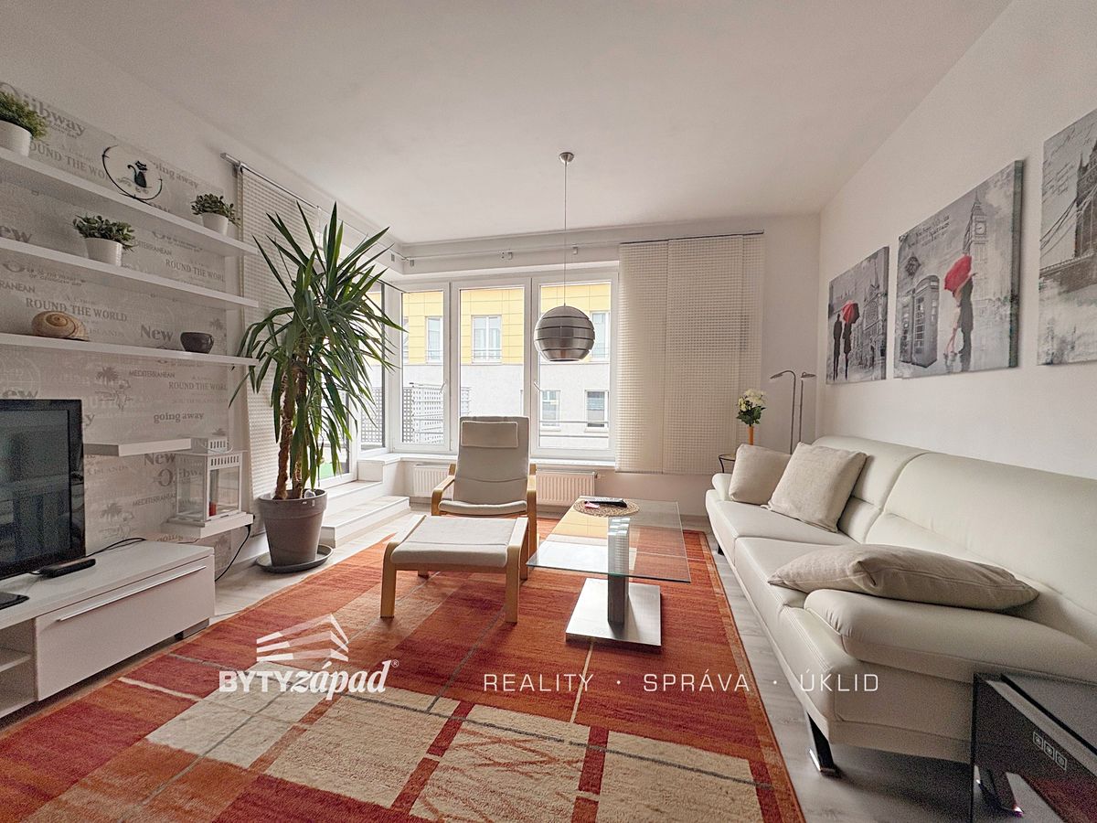 Pronájem bytu 2+kk 53 m² – fotografie 2