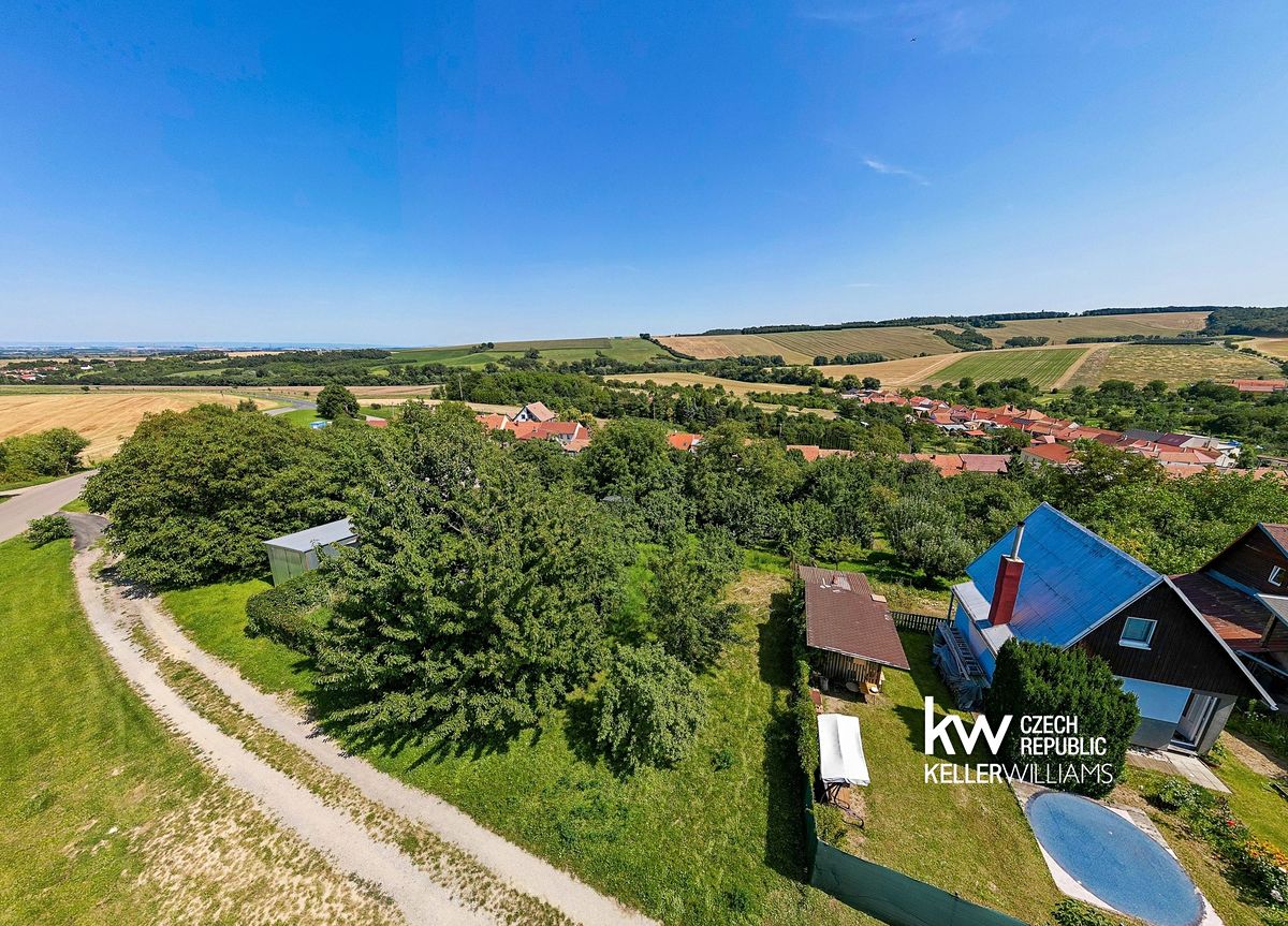 Prodej stavebního pozemku 593 m², Moravské Málkovice – fotka 1 z 3