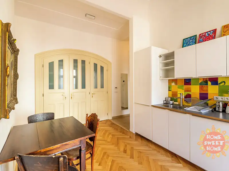 Pronájem bytu 2+kk 65 m², Praha – náhled fotky 3