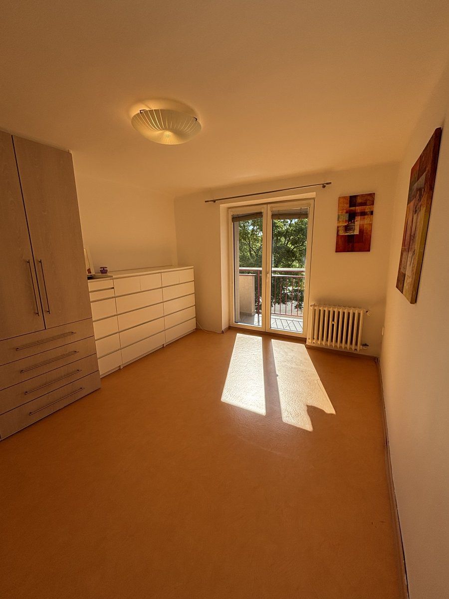 Pronájem bytu 2+1 65 m² – fotografie 3