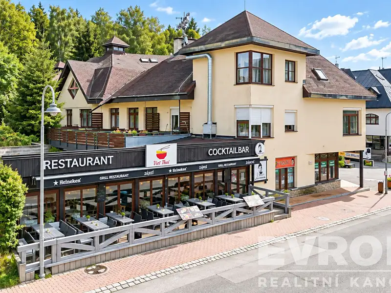 Prodej restaurace 528 m², Harrachov – náhled fotky 1