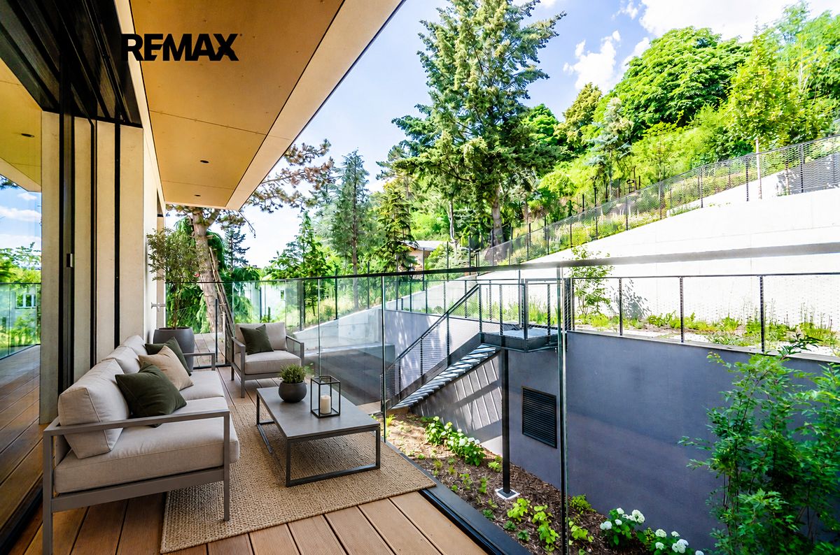 Pronájem bytu 2+kk 52 m² – fotografie 2