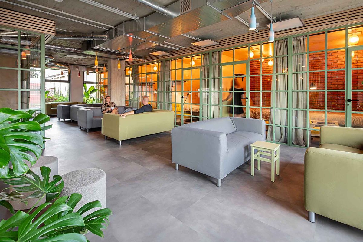 Pronájem bytu atypický 141 m²