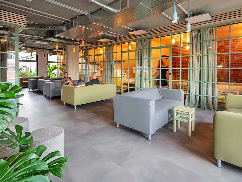 Pronájem bytu atypický 141 m², Praha – náhled fotky 1