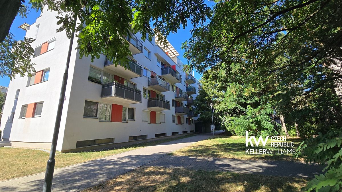 Pronájem bytu 2+kk 46 m² – fotografie 4