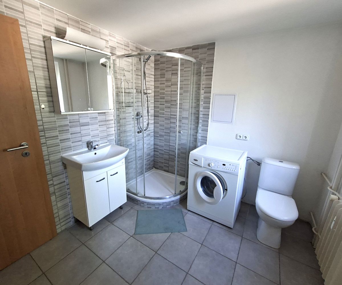 Pronájem bytu pokoje 15 m² – fotografie 4