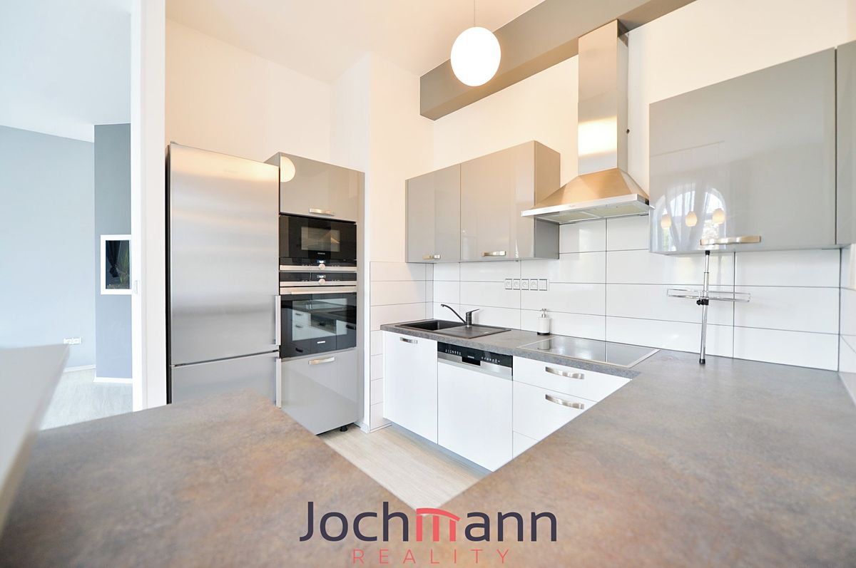 Pronájem bytu 3+kk 96 m² – fotografie 3