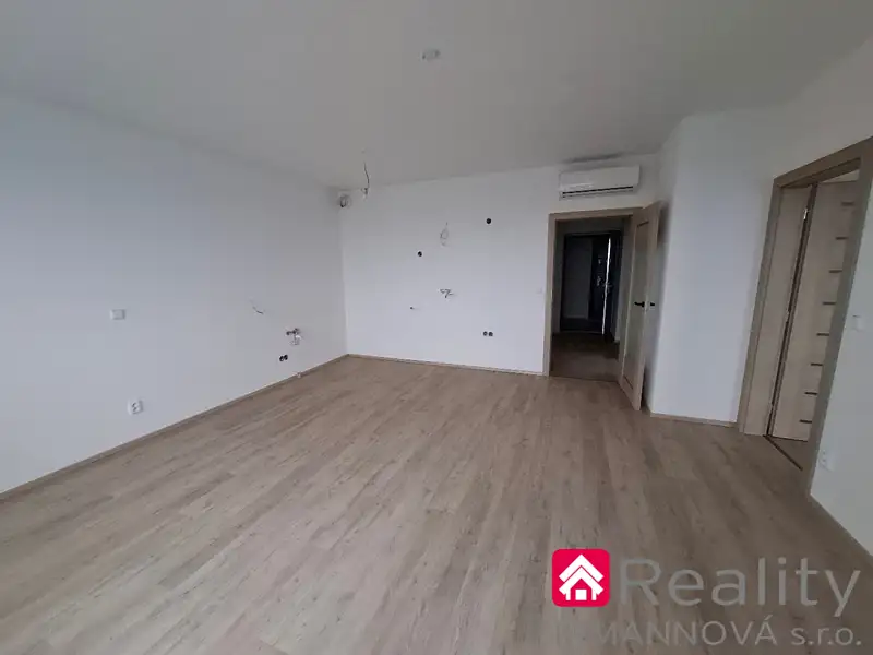 Prodej bytu 2+kk 67 m², Pohořelice – náhled fotky 3