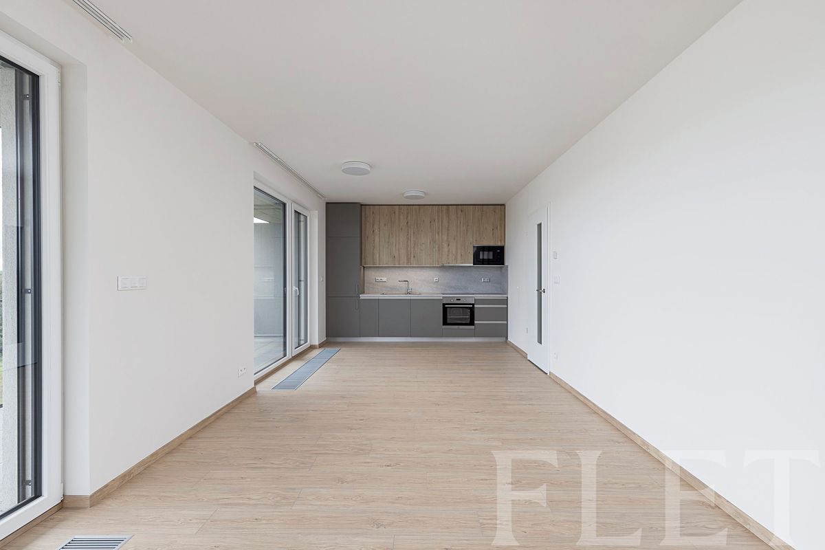 Pronájem bytu 3+kk 74 m² – fotografie 4