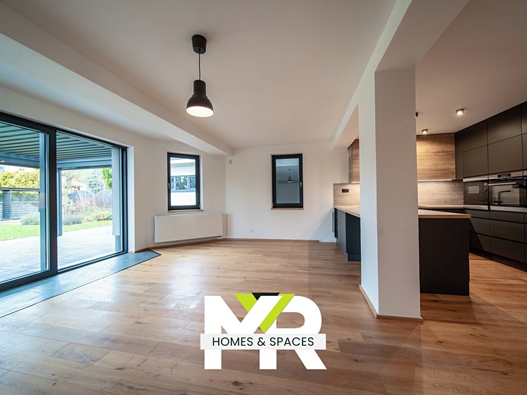 Prodej domu, 257 m² (8 z 64)