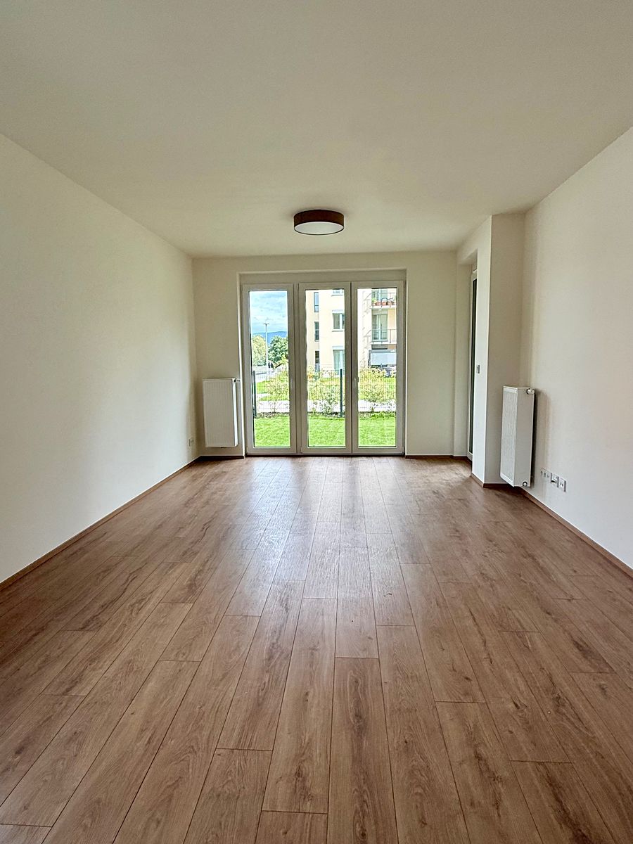 Pronájem bytu 2+kk 61 m² – fotografie 5