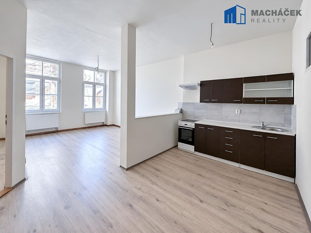 Pronájem bytu 3+kk 62 m² – fotografie 2