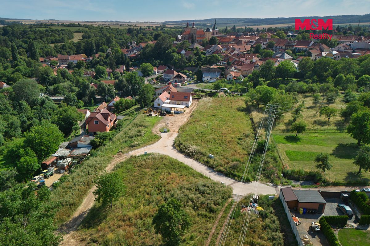 Prodej stavebního pozemku 2614 m² – fotografie 2