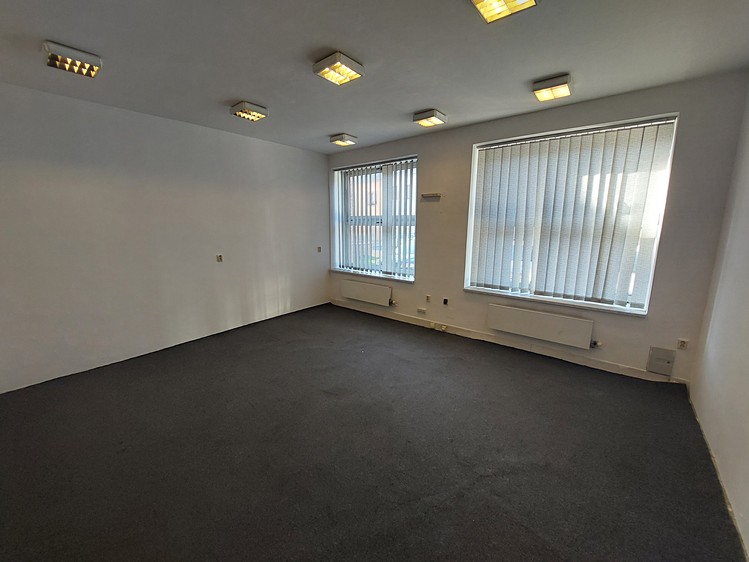 Gewerbefläche zur Miete, 27 m² (2 von 3)