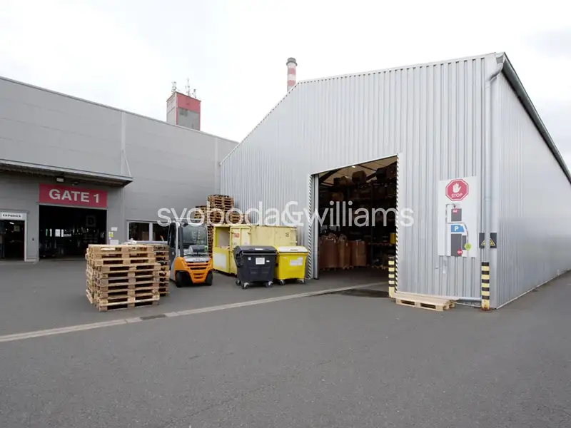 Pronájem výrobní haly, prostoru 3914 m², Plzeň – náhled fotky 3