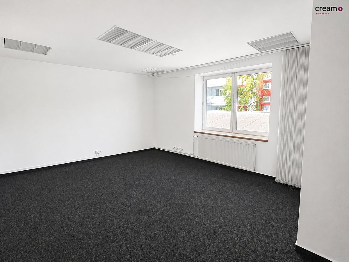 Pronájem kanceláře 21 m² – fotografie 2