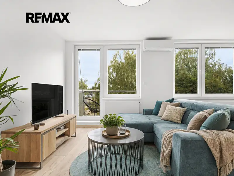 Prodej bytu 2+kk 53 m², Praha – náhled fotky 1
