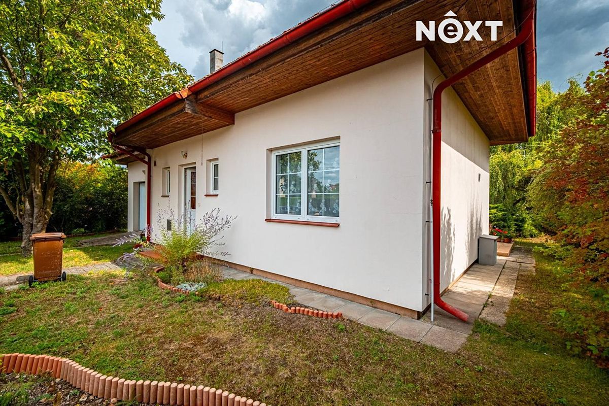Prodej rodinného domu 160 m², pozemek 917 m² – fotografie 5
