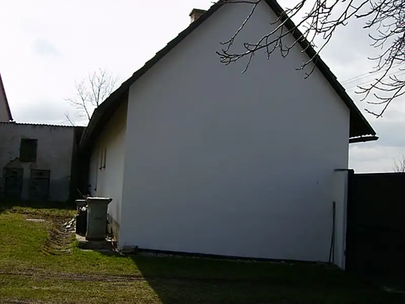 Prodej komerční nemovitosti 77 m², Hlavenec – náhled fotky 3