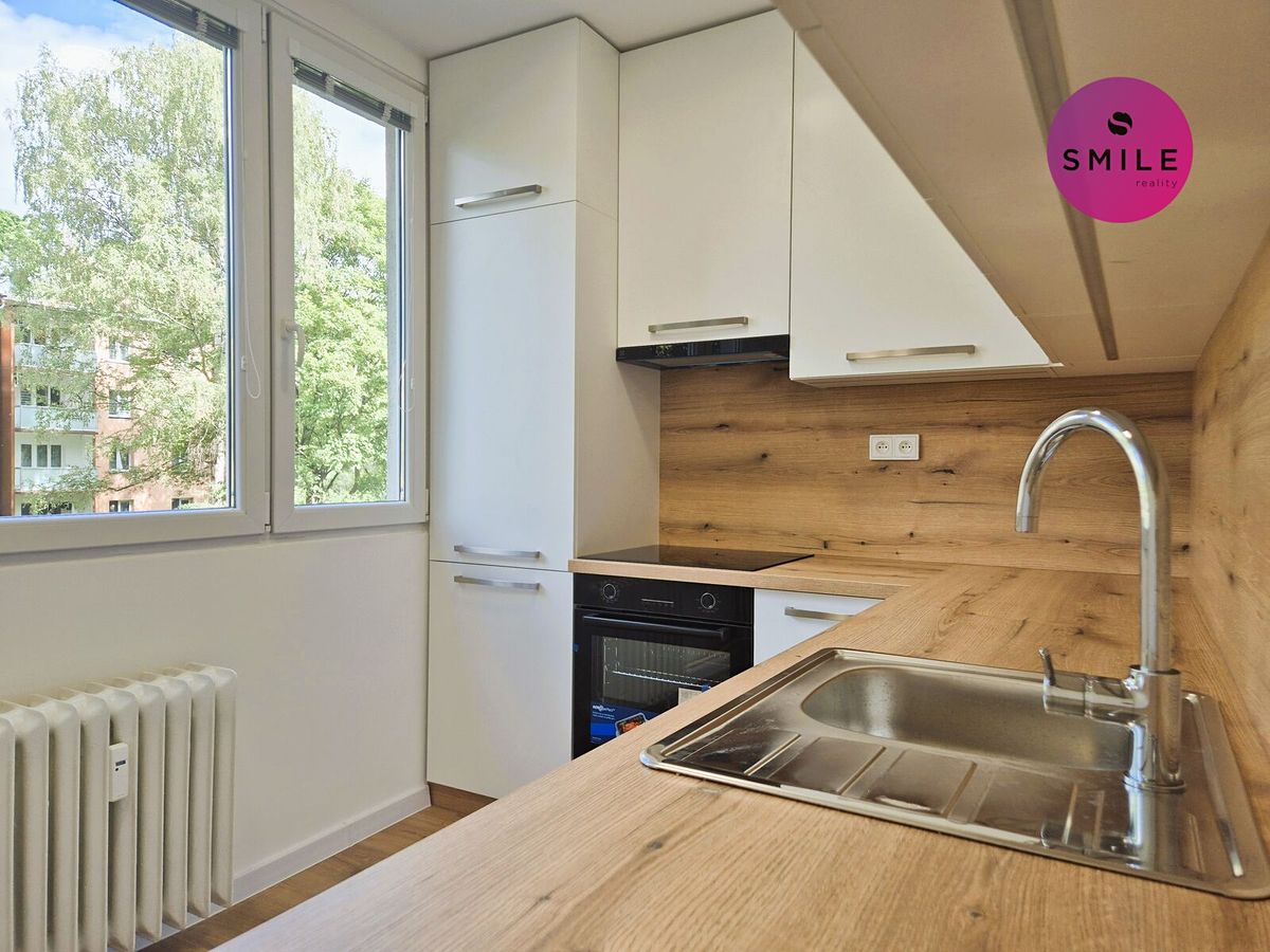Pronájem bytu 3+1 74 m² – fotografie 2