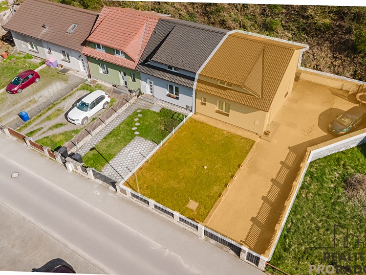Будинок на продаж, 100 м² (2 з 31)
