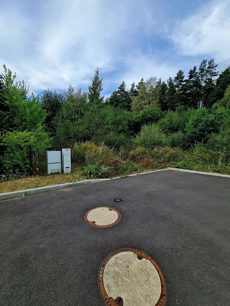 Prodej pozemku 2683 m² – fotografie 3